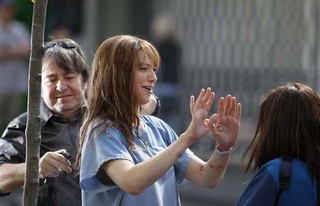 Illustration for article titled Fringe Set Pics